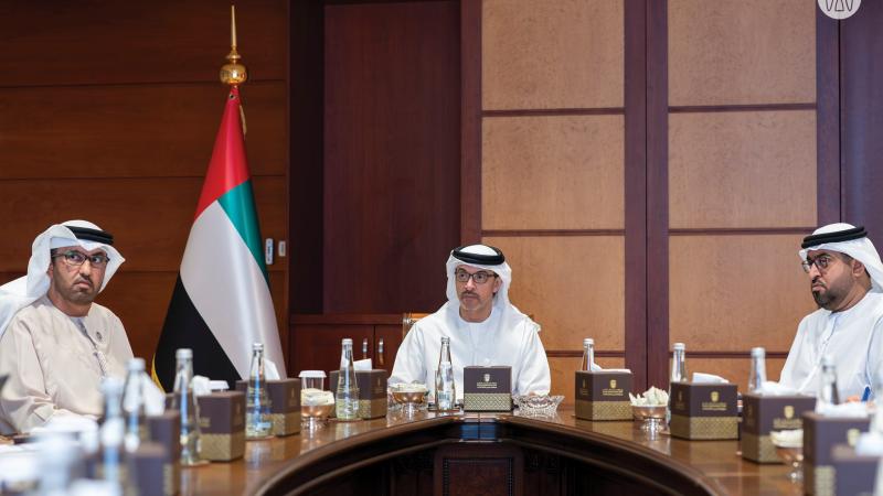 هزاع بن زايد.jpg