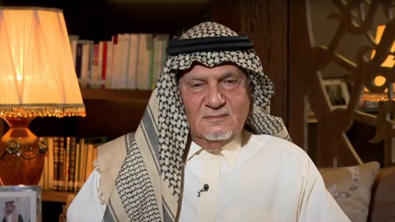 تركي الفيصل لـ «سي ان ان» بالكوفية: خطة ترامب تريق مزيداً من الدماء
