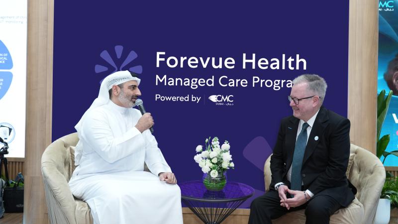 عبد الرحمن خانصاحب ومارك آدامز