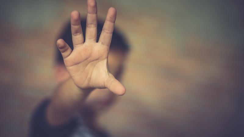 «الأب متهم».. كشف حقيقة خطف فتاة مصرية في «توك توك»