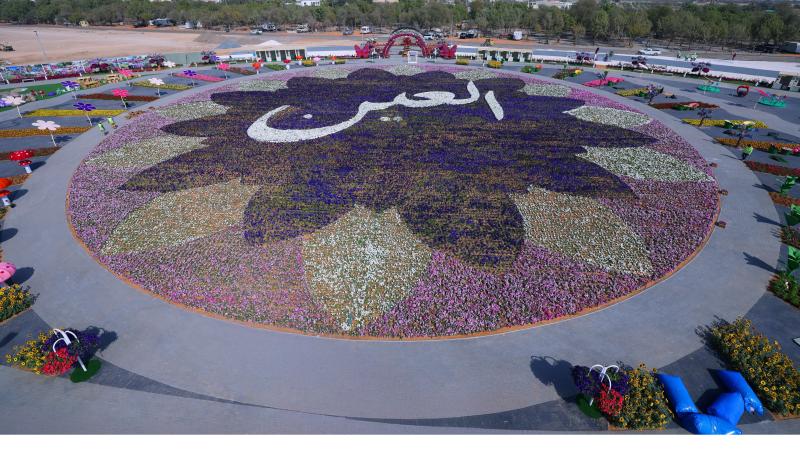 1.5 مليون زهرة تنشر البهجة في مهرجان «العين»