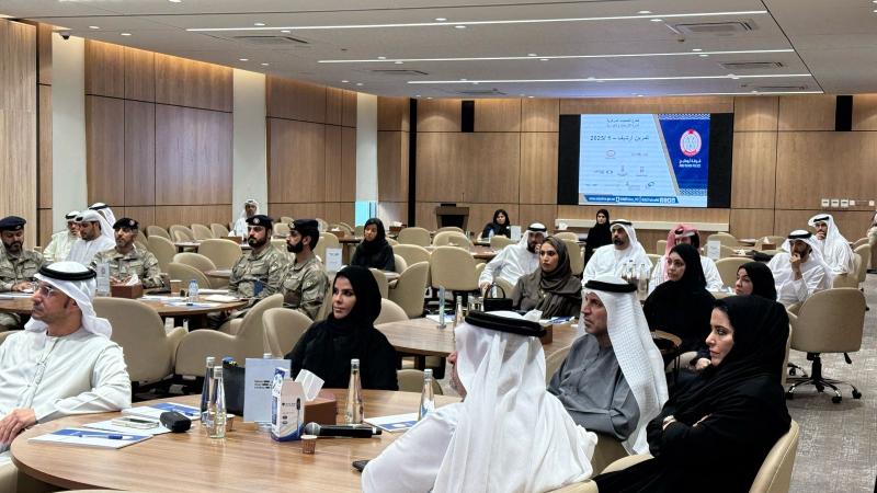 شرطة أبوظبي تنفذ تمريناً لرفع الجاهزية وتعزيز الاستجابة