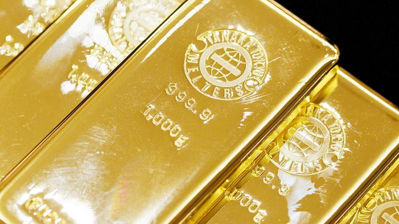 أونصة الذهب فوق 2900 دولار للمرة الأولى على الإطلاق