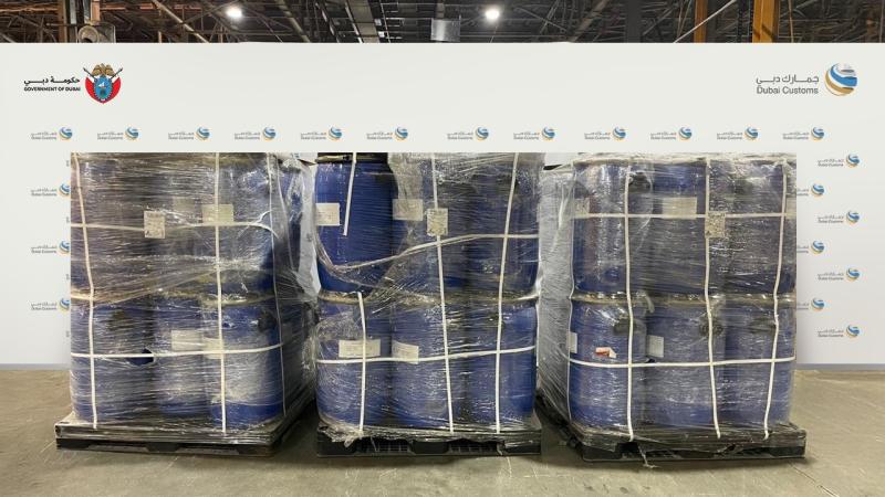 «جمارك دبي» تحبط عملية تهريب 1.2 طن من المؤثرات العقلية