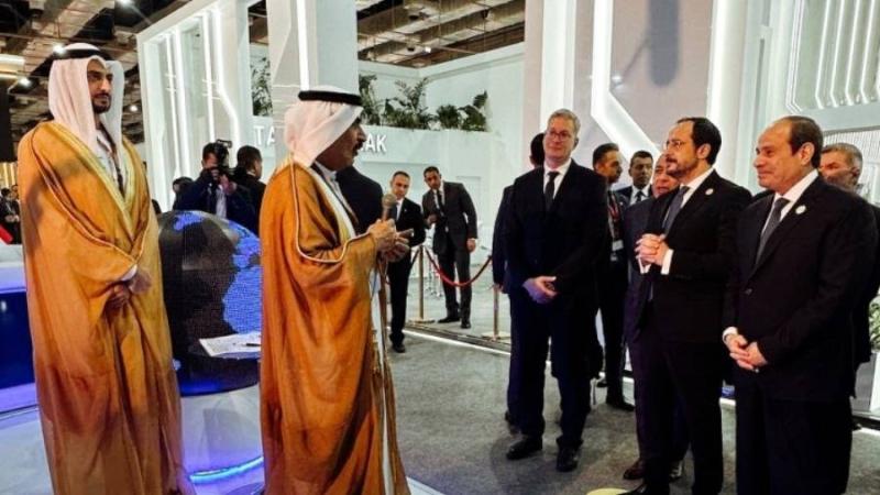 الرئيسان المصري والقبرصي يزوران جناح الشركة