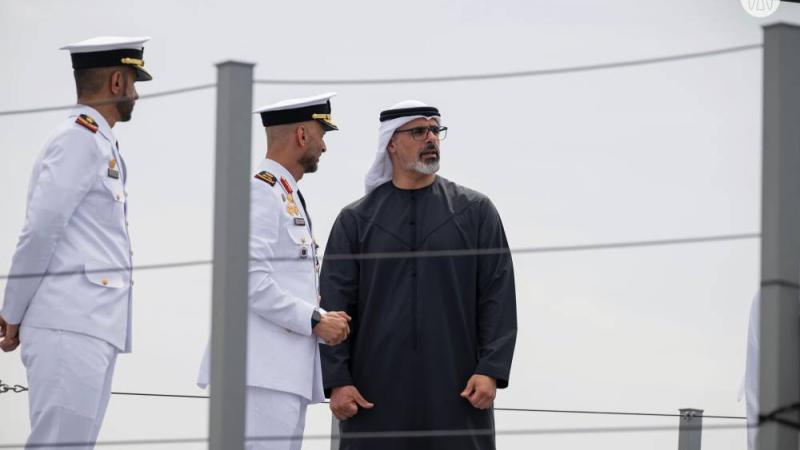 خالد بن محمد بن زايد: فخورون بإنجازات المؤسسات والكوادر الإماراتية في الصناعات الدفاعية