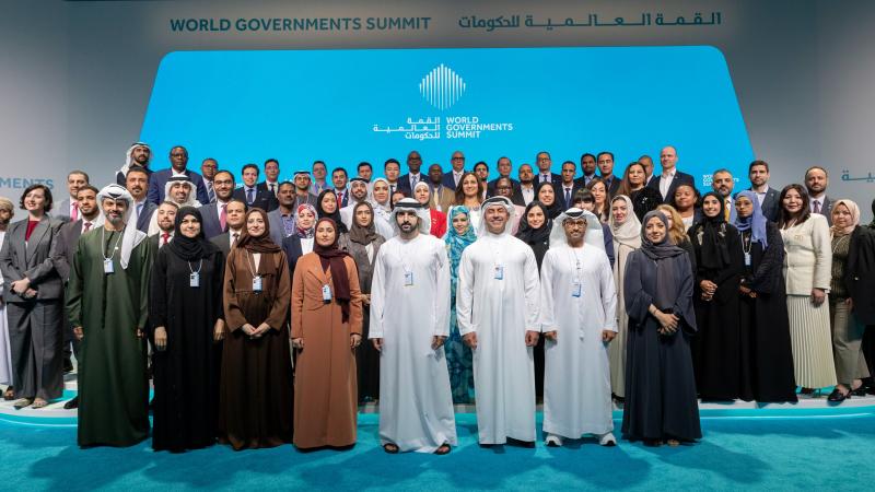 حمدان بن محمد يشهد تخريج منتسبي برامج قيادات وبناء قدرات عربية وعالمية
