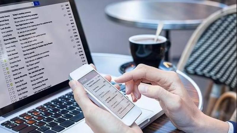 إضافة بيانات في البريد الإلكتروني تضر البيئة