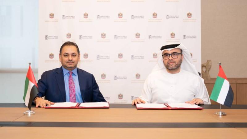 الإمارات تنشئ إطاراً تعاونياً لتحفيز تدفقات الاستثمار الدولي