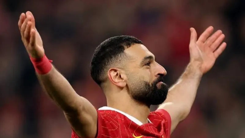 تقارير: محمد صلاح يقترب من التجديد مع ليفربول لمدة عامين | صحيفة الخليج