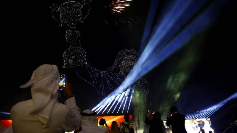 عرض مبهر للدرونز في سماء ميدان