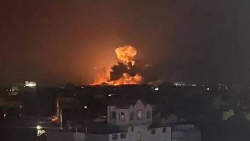الجيش الأمريكي يدمر ميناء رأس عيسى في اليمن