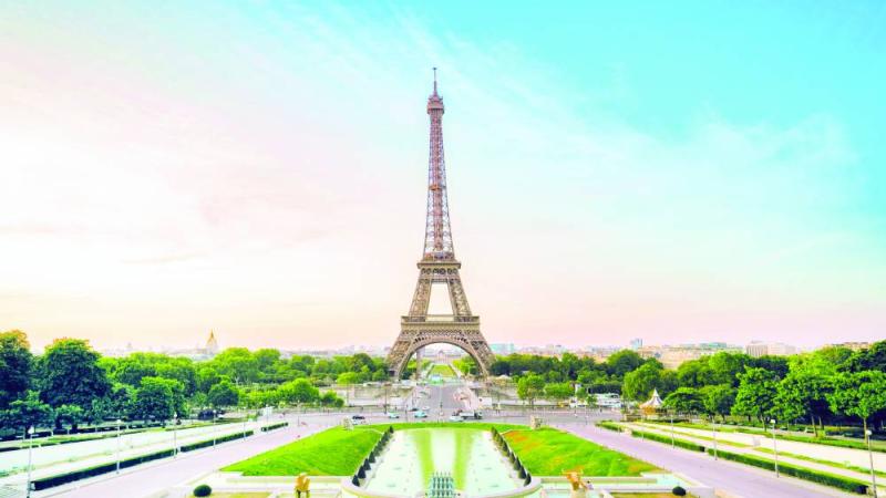 برج إيفل في باريس