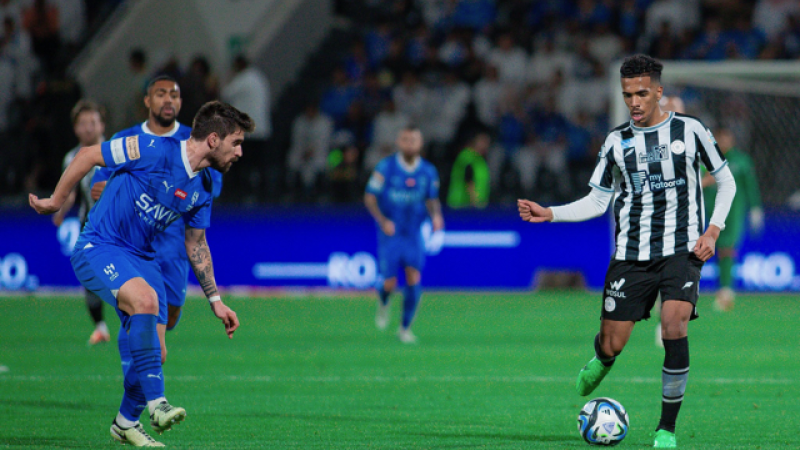 من لقاء سابق للهلال والشباب