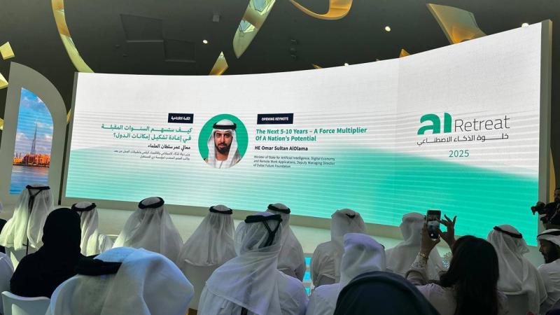 عمر العلماء خلال الكلمة الافتتاحية لخلوة الذكاء الاصطناعي