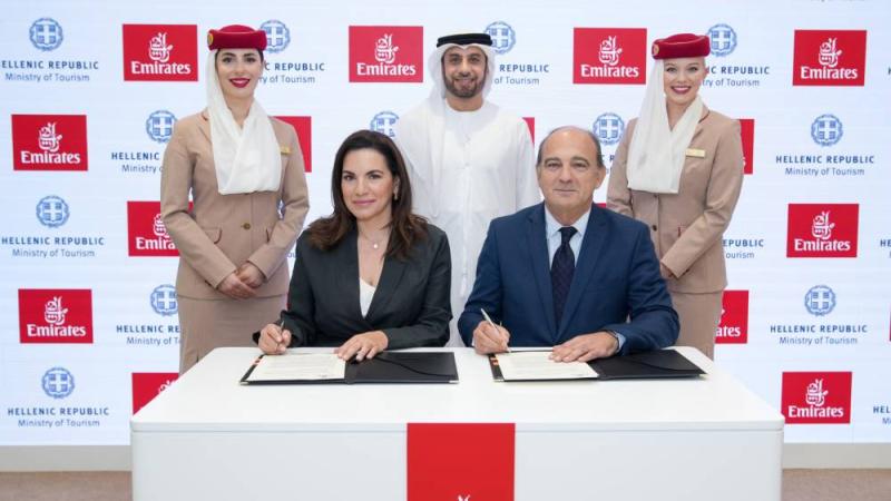 خلال توقيع الاتفاقية مع المنظمة الوطنية للسياحة اليونانية