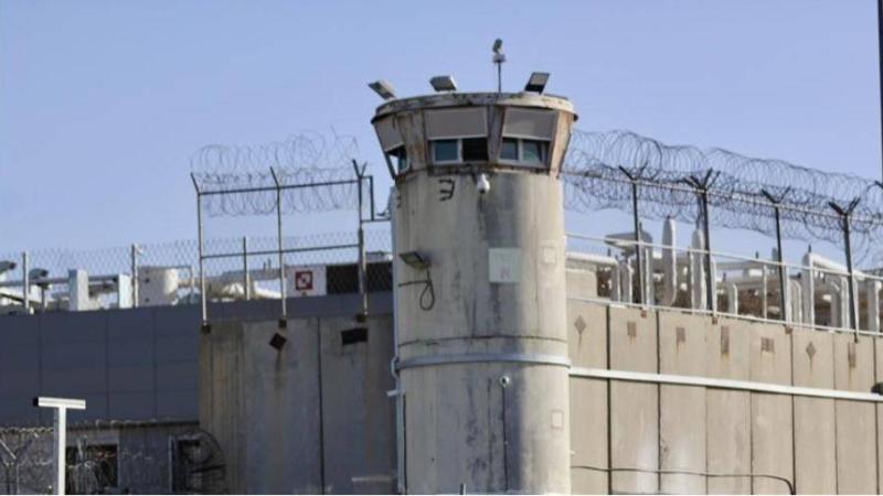 وفاة معتقل فلسطيني مريض في سجن إسرائيلي بعد نقله للمستشفى