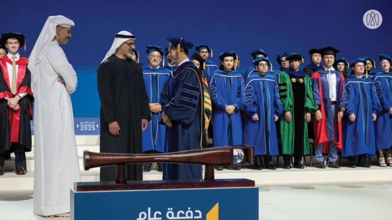 خالد بن محمد بن زايد: استشراف المستقبل لا يكون إلا بالعلم والاستفادة من التكنولوجيا الحديثة