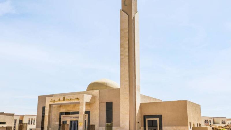 إسلامية الشارقة تفتتح أربعة مساجد جديدة