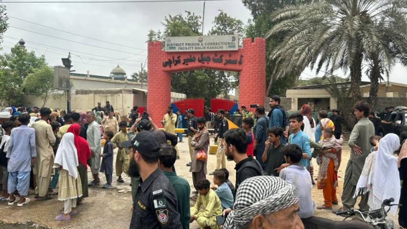 تفاصيل أكبر عملية هروب لسجناء في باكستان