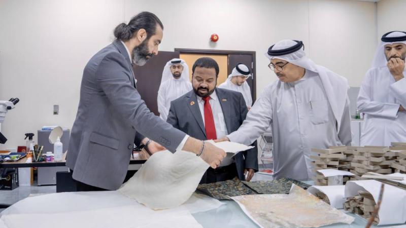 معهد الشارقة للتراث يبحث التعاون مع المالديف
