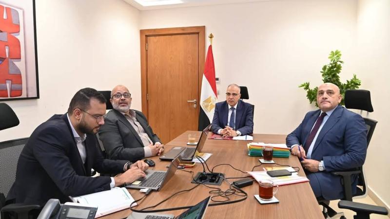 مشروعات مصرية لحماية شواطئ البحر المتوسط