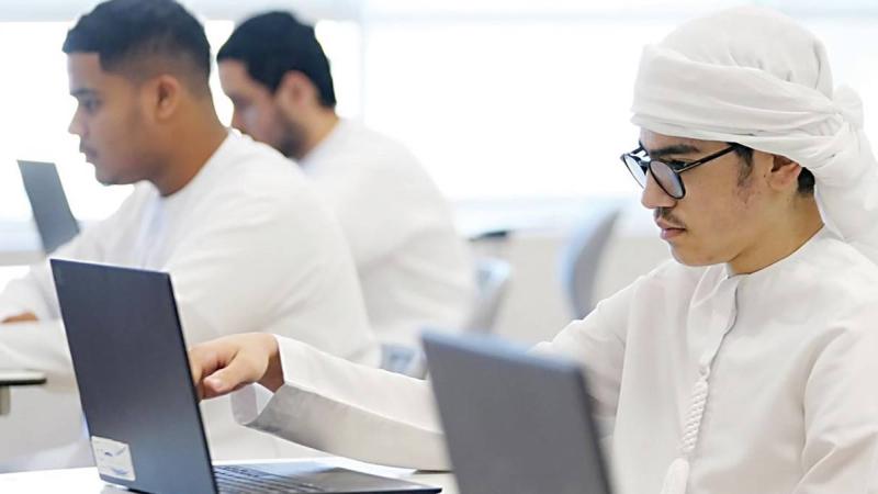 طلاب أبوظبي: اختبار الرياضيات سهل ومباشر
