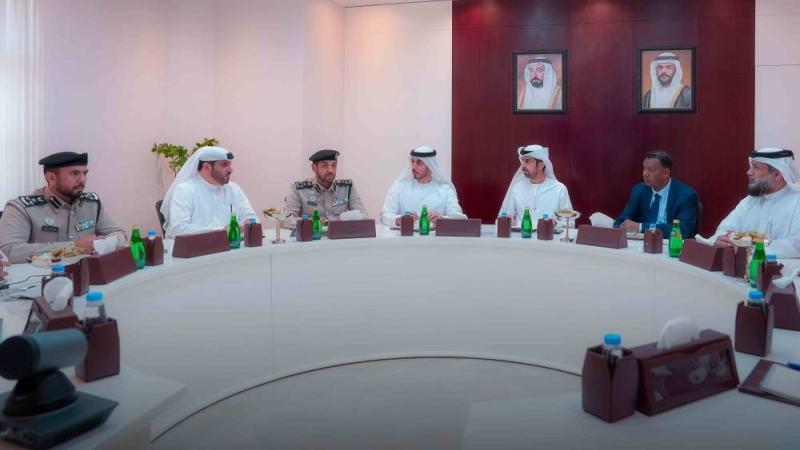 «اقتصادية» وشرطة الشارقة تبحثان تعزيز بيئة الاستثمار