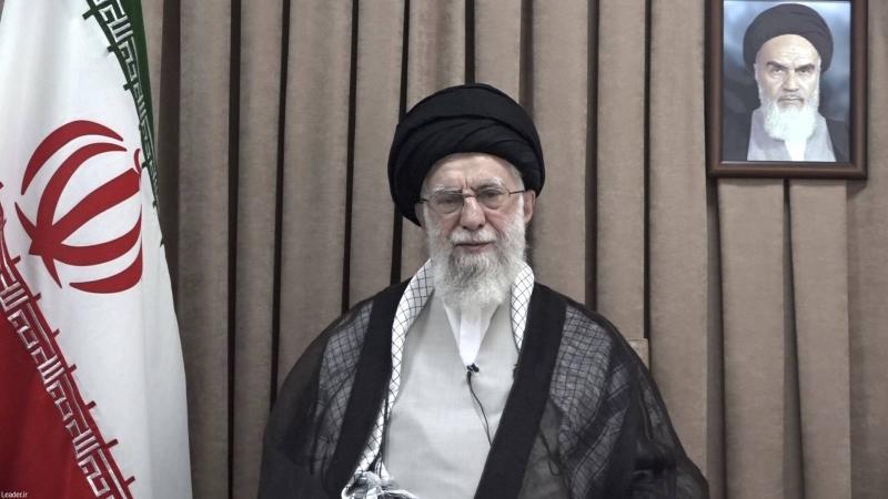 علي خامنئي