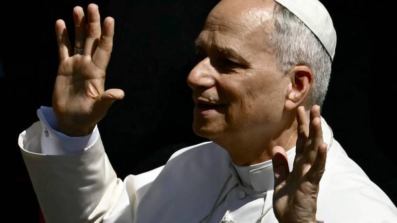 البابا ليو ينتقد «الشراسة الشيطانية» للصراعات في الشرق الأوسط