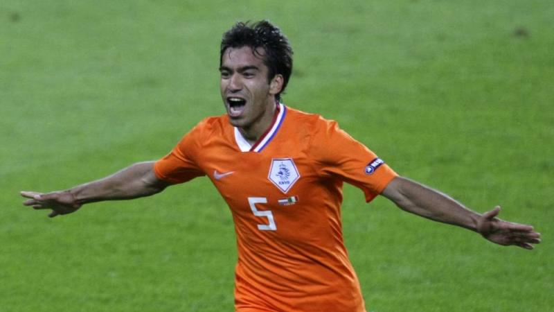 برونكهورست يحتفل بهدف مع المنتخب