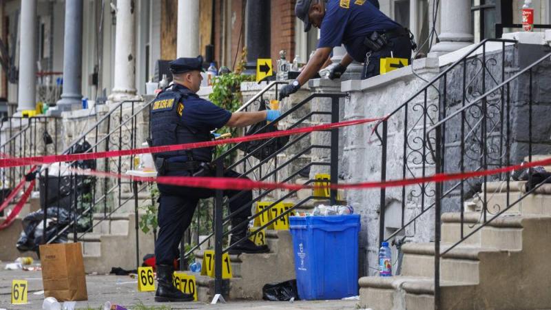 مقتل وإصابة 13 شخصاً جراء إطلاق نار في فيلادلفيا الأمريكية
