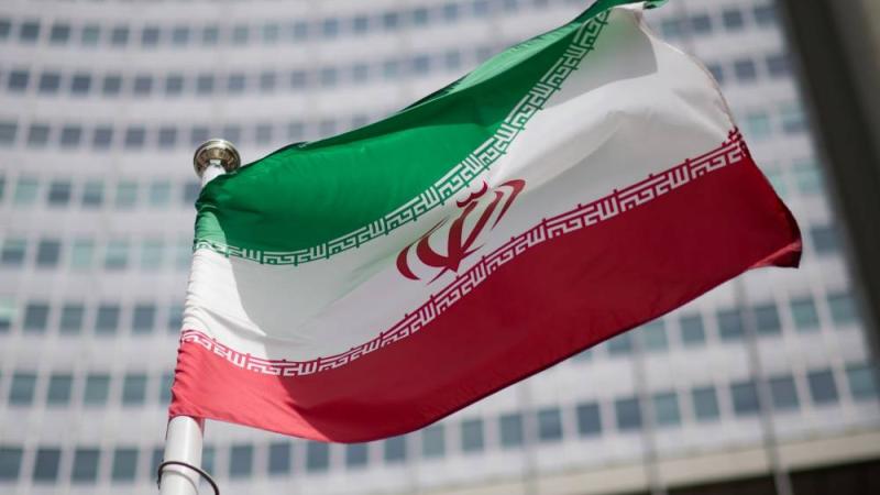 إيران