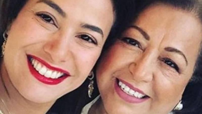 الفنانة التونسية هند صبري ووالدتها 