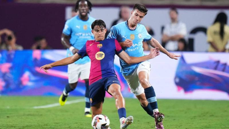 بيروني في مباراة ودية أمام برشلونة