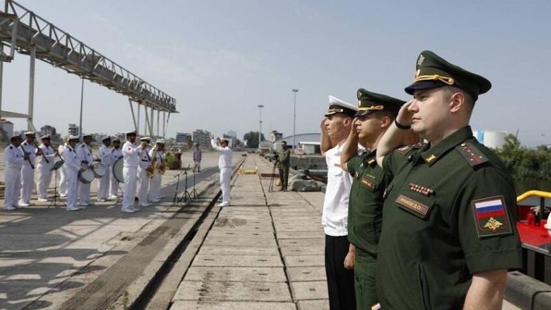 انطلاق مناورات قزوين البحرية بين روسيا وإيران