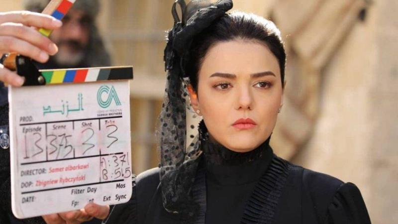 الفنانة السورية دانا مارديني