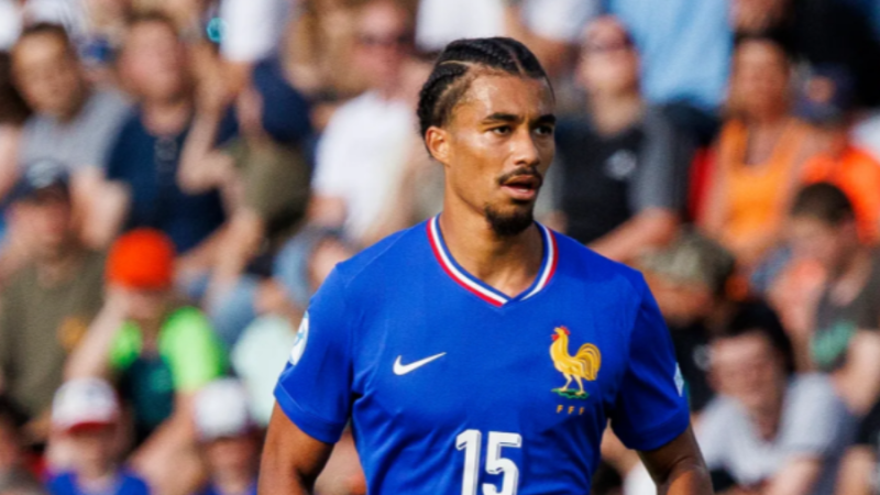 نيوم السعودي يخطف «صليبا الجديد»