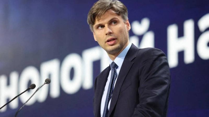 دميتري باكانوف رئيس وكالة الفضاء الروسية