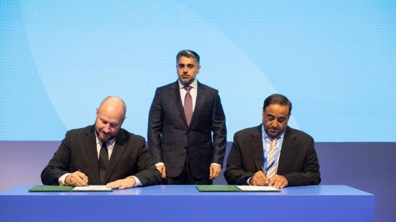 تعاون استراتيجي بين جمارك أبوظبي و«ميرسك» لتسهيل التجارة