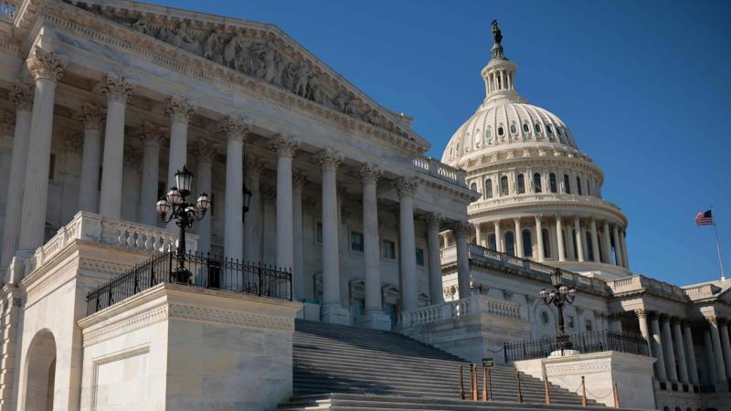 مبنى الكابيتول مقر الكونغرس الأمريكي