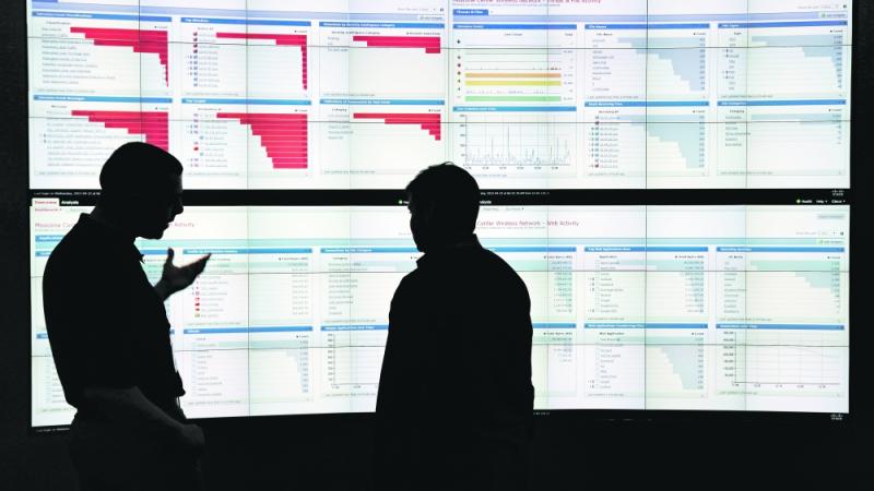 نظام سيسكو يعرض رسومات بيانية لحركة مرور لاسلكية مباشرة خلال مؤتمر في سان فرانسيسكو (أرشيفية)
