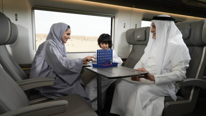 قطارات الاتحاد تكشف عن تفاصيل تجربة الركاب على شبكة السكك الحديدية في الدولة