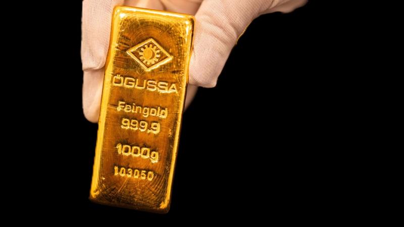 عرض سبيكة ذهبية