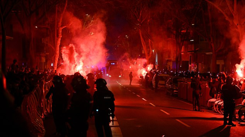 جانب من الشغب