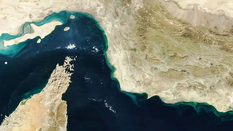 ألغام إيران في هرمز.. مسؤولون أمريكيون يكشفون العدد والرسالة