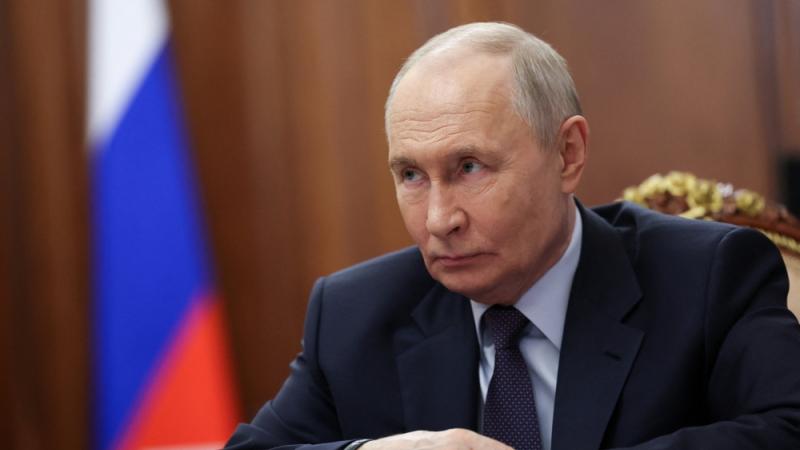 بوتين يطلع على مستجدات ​مركبة ⁠الإطلاق سويوز-5 من دميتري باكانوف