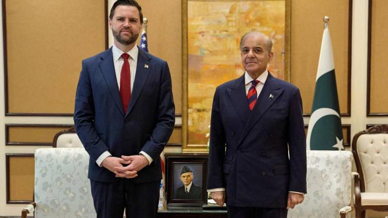 باكستان تدعو أمريكا وإيران إلى مواصلة الالتزام بوقف إطلاق النار