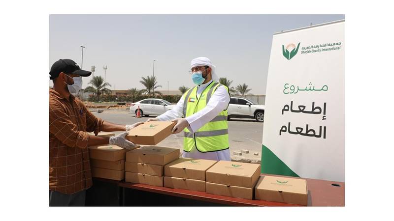 الشارقة الخيرية توزع 5200 وجبة ضمن مشروع إطعام الطعام صحيفة الخليج الشارقة الخيرية توزع 5200 وجبة ضمن مشروع إطعام الطعام صحيفة الخليج