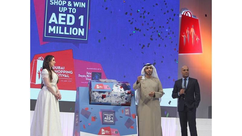 مليارا درهم جوائز مهرجان دبي للتسوق في 20 عاما صحيفة الخليج